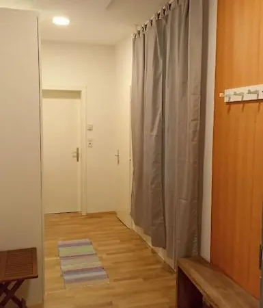 Retrowohnung Im Herzen Von Apartment *